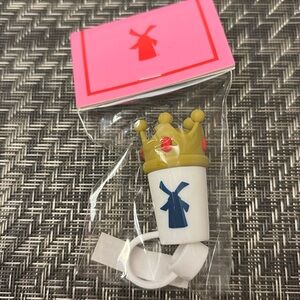 Dutch Bros Passenger Princess Straw Topper